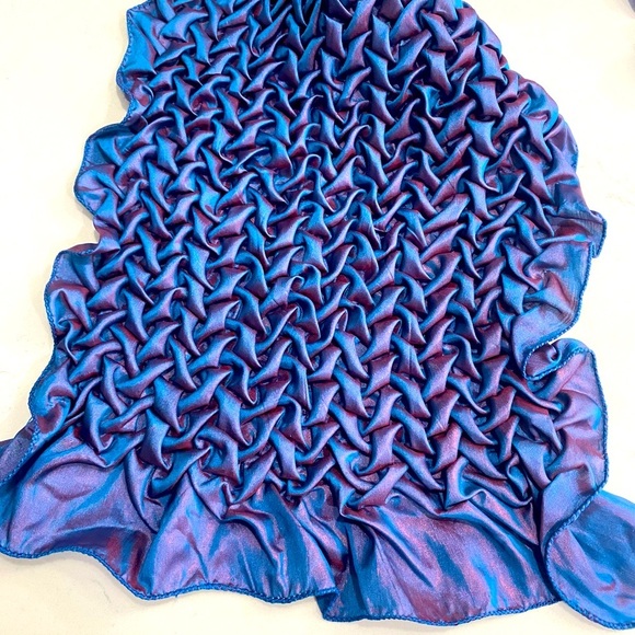 Blue/Purple Iridescent Table Scarf (2 sided - same coloring different pattern) - Picture 3 of 5